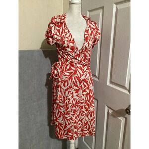 Diane Von Furstenberg Red White Leaf Print Silk Wrap Midi Dress Size 4